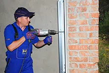 Garage Door & Opener Repairs Boston, MA 617-987-9183 - installation-sidebar